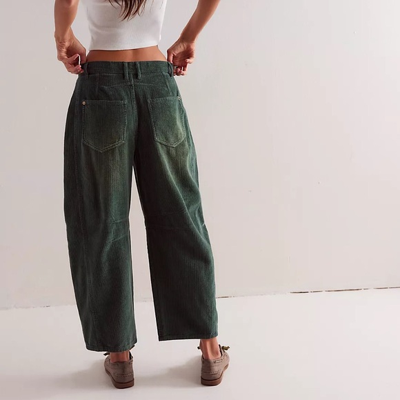 NWT - we the free, good luck, corduroy pants in green - Picture 3 of 7